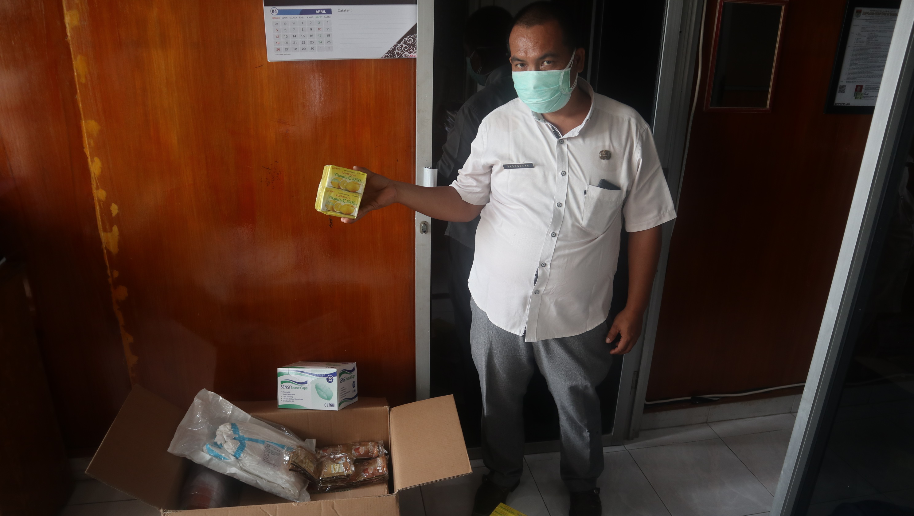 alhamdulillah. Terima Kasih Kepada PERSI (Perhimpunan Rumah Sakit Seluruh Indonesia) atas Donasi nya Berupa APD (Alat Pelindung Diri) dan Lain-lain.